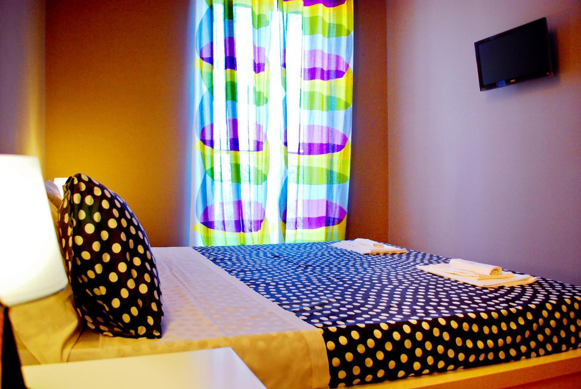 Bed And Breakfast Charming House Barletta Rum bild