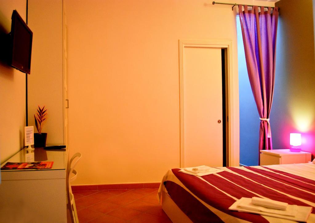 Bed And Breakfast Charming House Barletta Rum bild